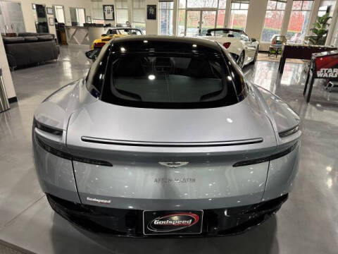 2019 Aston Martin DB11 V8