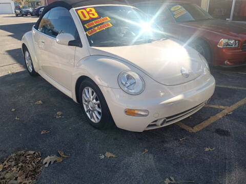 2004 Volkswagen New Beetle Convertible for sale at KENNEDY AUTO CENTER in Bradley IL