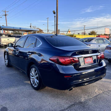 2018 Infiniti Q70 3.7 Luxe