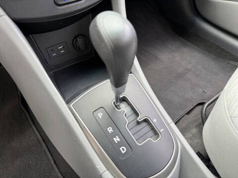 2015 Hyundai Accent GS