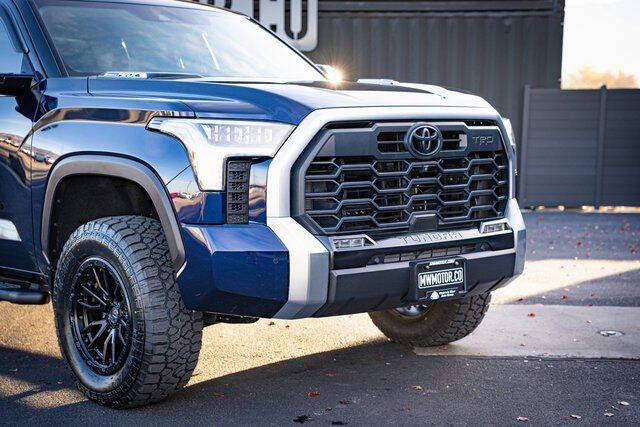 2022 Toyota Tundra Limited HV