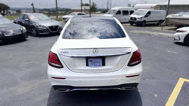 2017 Mercedes-Benz E-Class E 300