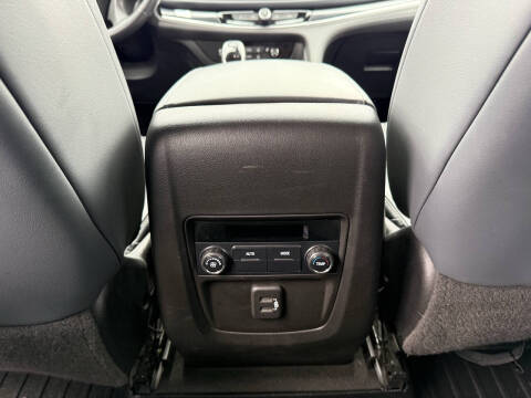 2019 Buick Enclave Essence