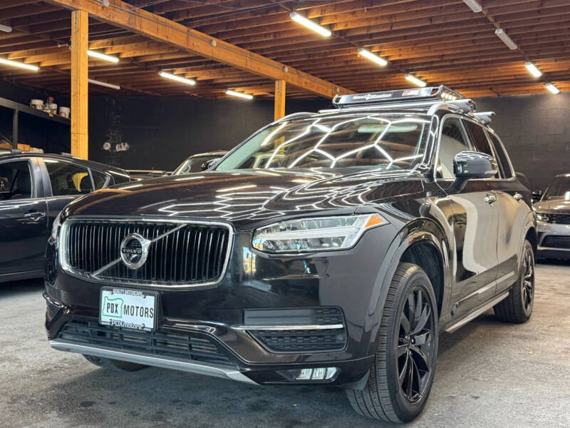 2016 Volvo XC90 T6 Momentum