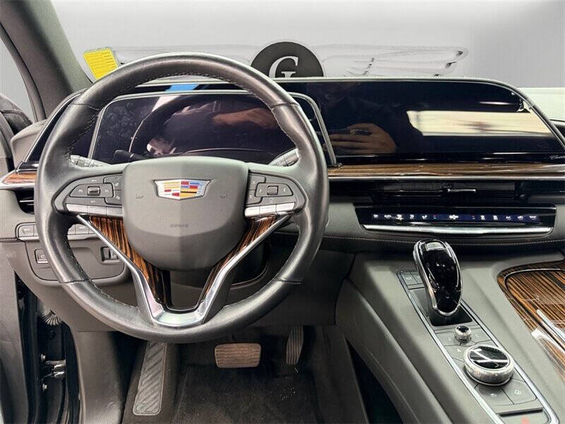 2024 Cadillac Escalade Luxury