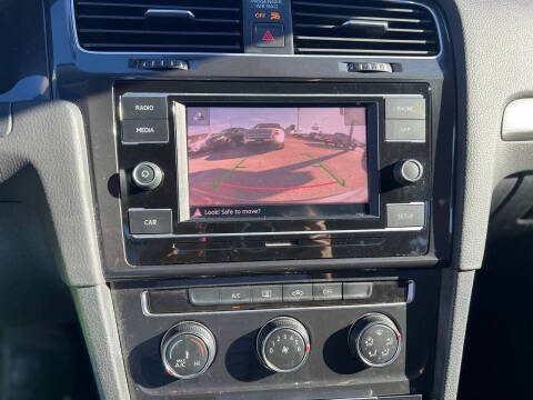 2019 Volkswagen Golf S