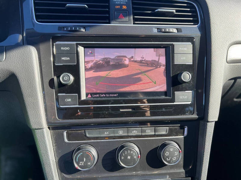 2019 Volkswagen Golf S