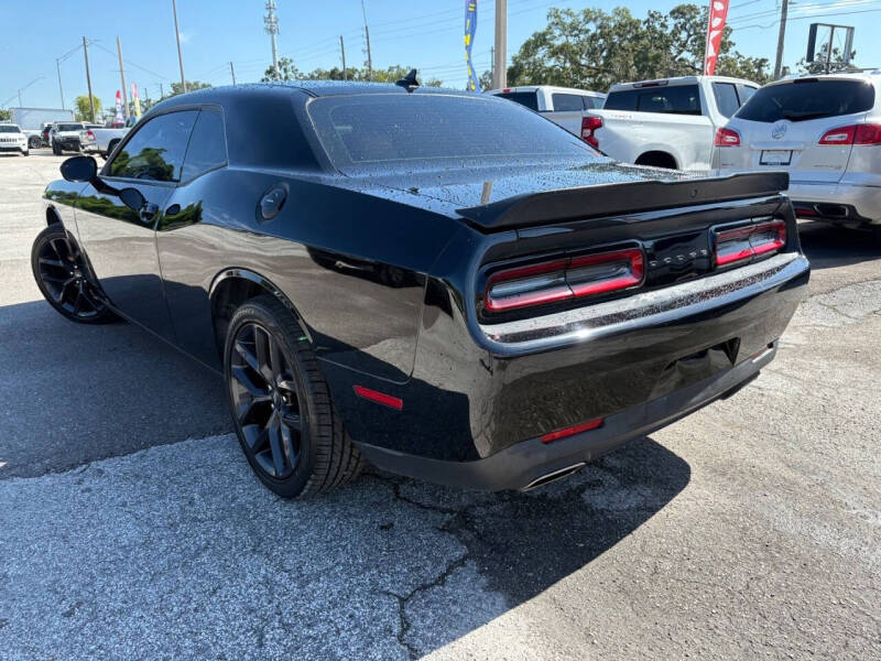 2021 Dodge Challenger SXT