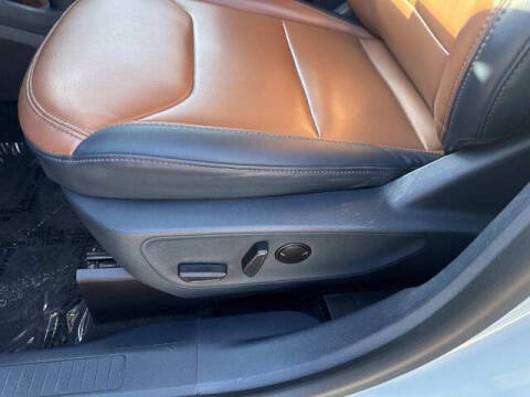 2022 Ford Maverick Lariat