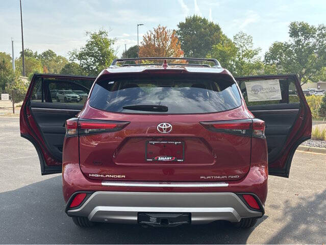2025 Toyota Highlander Platinum
