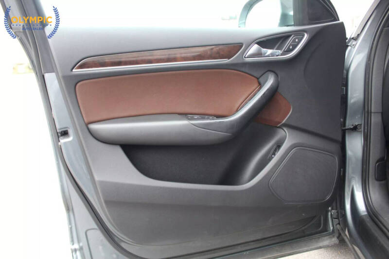 2016 Audi Q3 2.0T Premium Plus