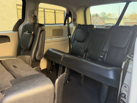 2014 Chrysler Town and Country Touring