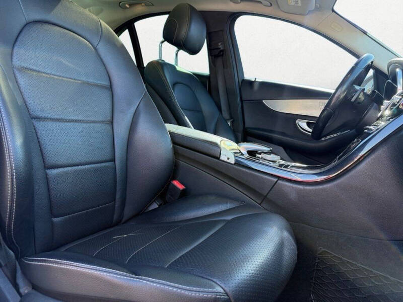 2016 Mercedes-Benz C-Class