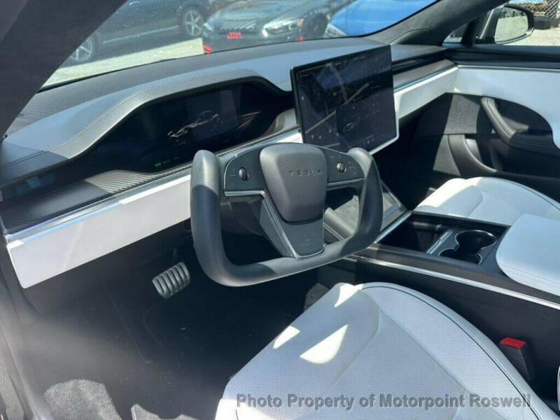 2022 Tesla Model S Plaid