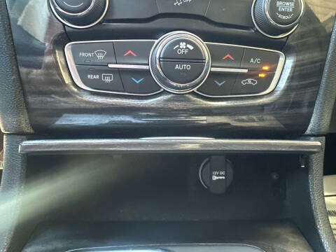 2019 Chrysler 300 Touring