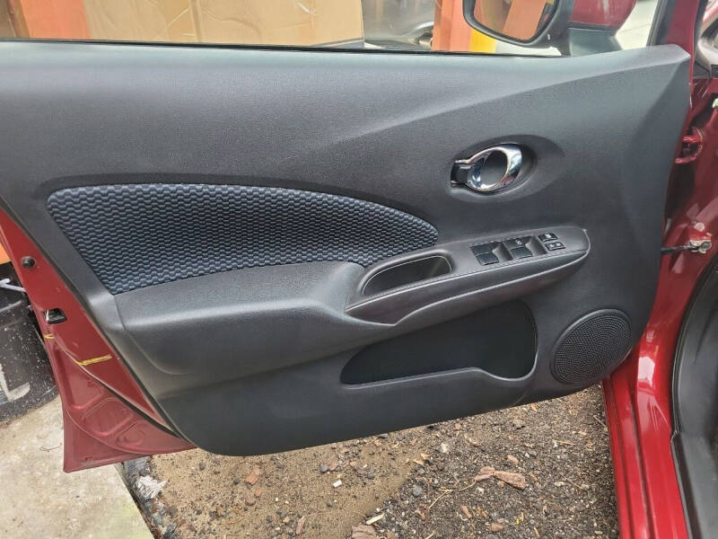 2016 Nissan Versa Note SV