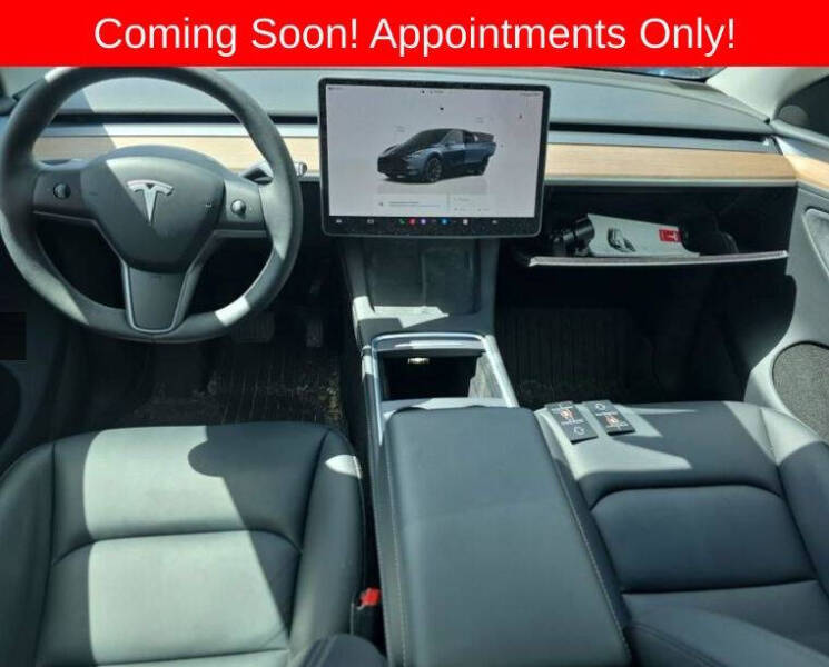 2024 Tesla Model Y Long Range
