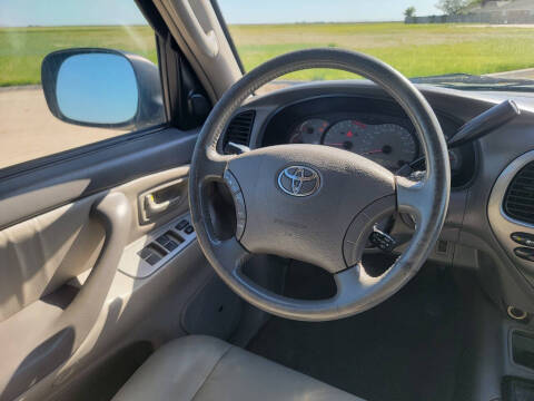 2004 Toyota Sequoia Limited