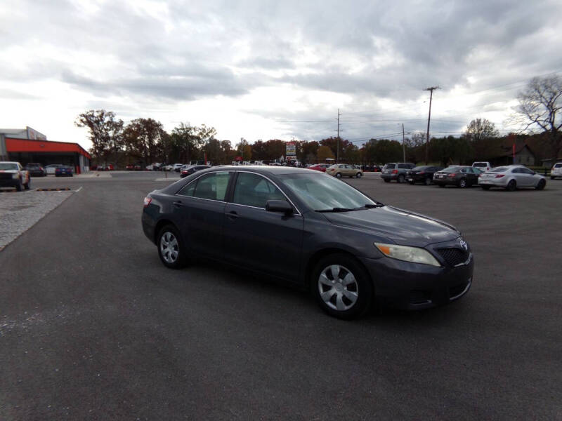 2011 Toyota Camry null photo 3