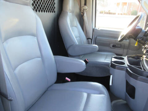 2014 Ford E-Series E-150