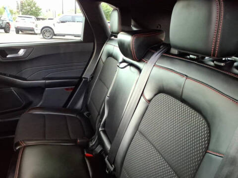 2025 Ford Escape ST-Line Select