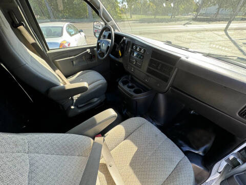 2016 Chevrolet Express 2500