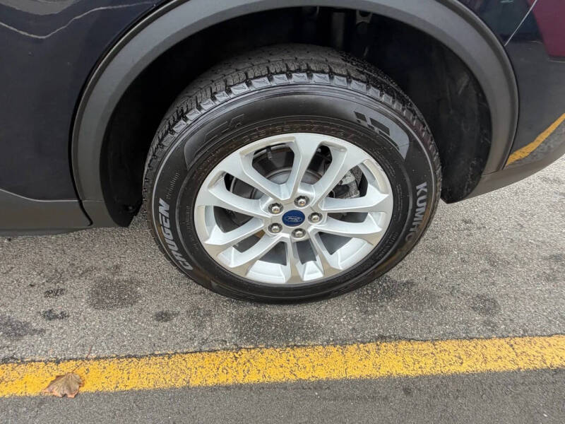 2021 Ford Escape Hybrid SE