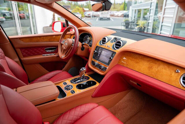 2017 Bentley Bentayga 7