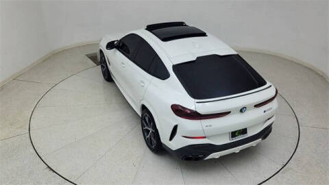 2026 BMW X6 M60i