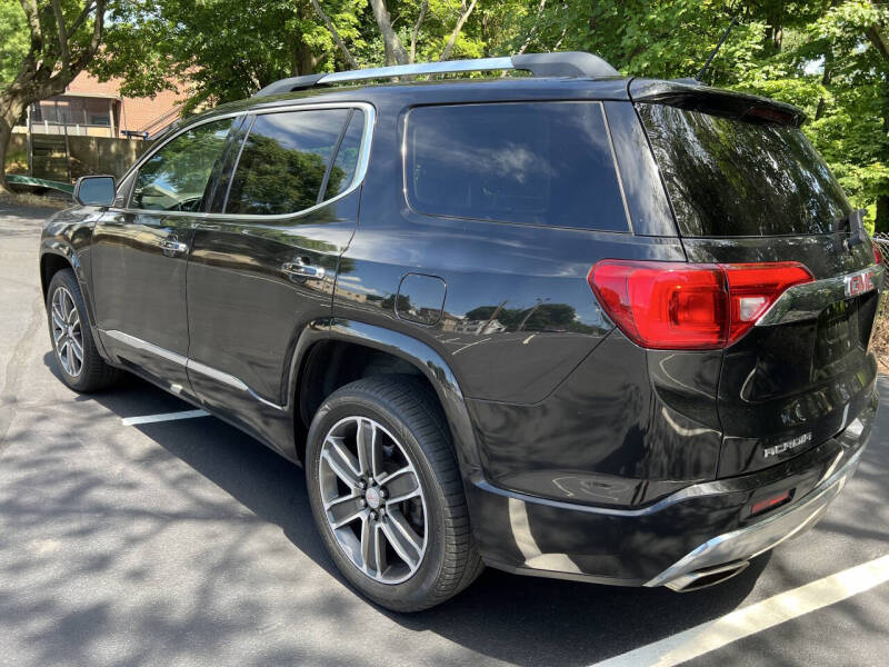 2017 GMC Acadia Denali