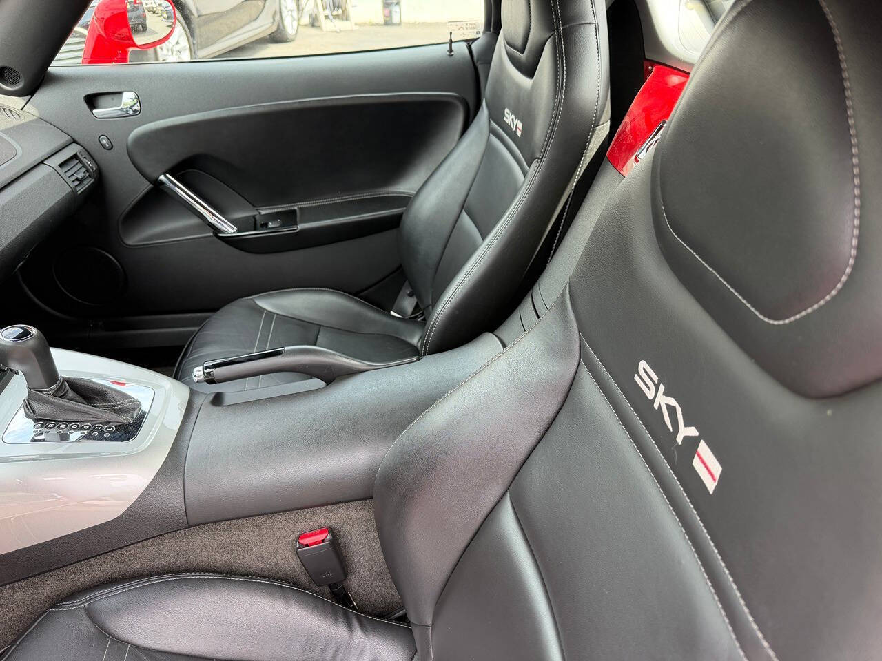 2007 Saturn SKY 5