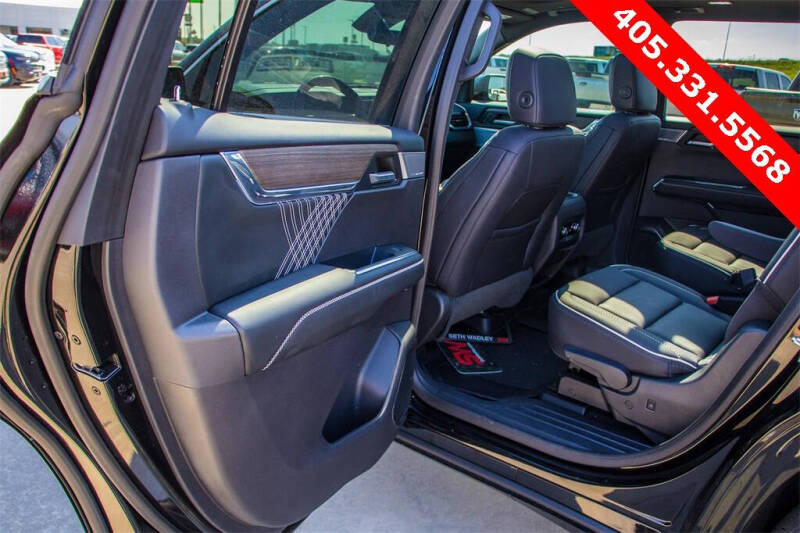 2024 GMC Acadia Denali