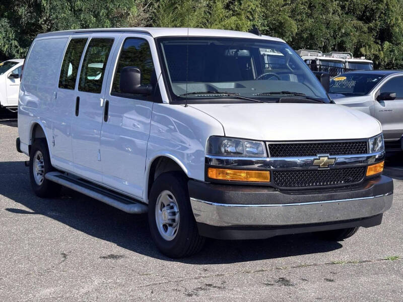 2025 Chevrolet Express 2500