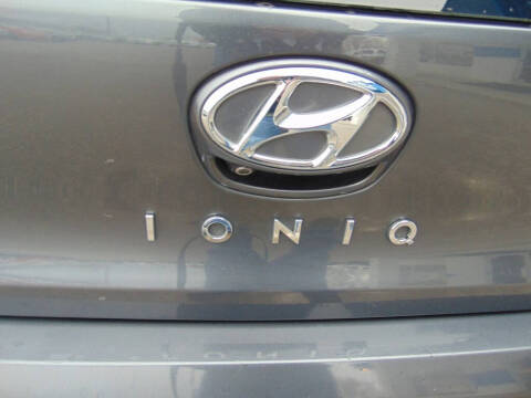 2017 Hyundai Ioniq Hybrid SEL