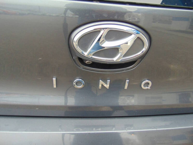2017 Hyundai Ioniq Hybrid SEL