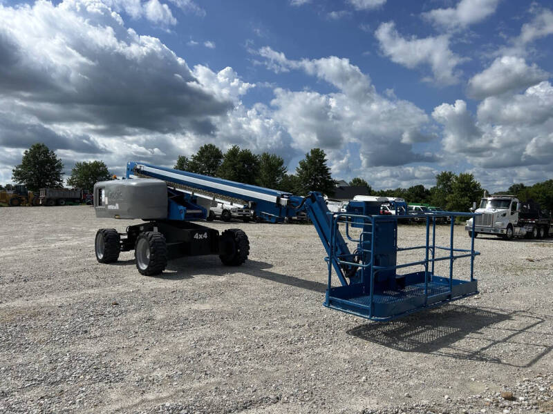 2017 Genie 65' Manlift