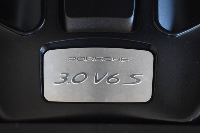 2016 Porsche Macan S