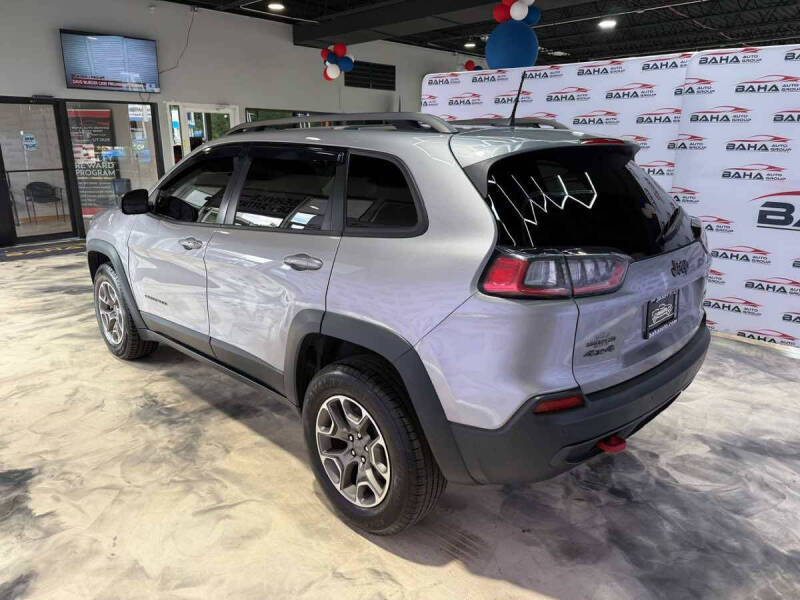 2020 Jeep Cherokee Trailhawk