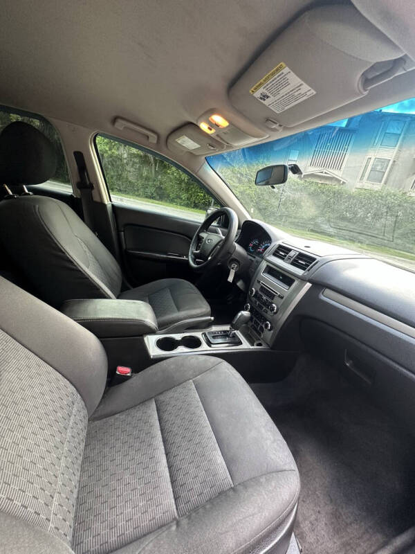 2012 Ford Fusion SE