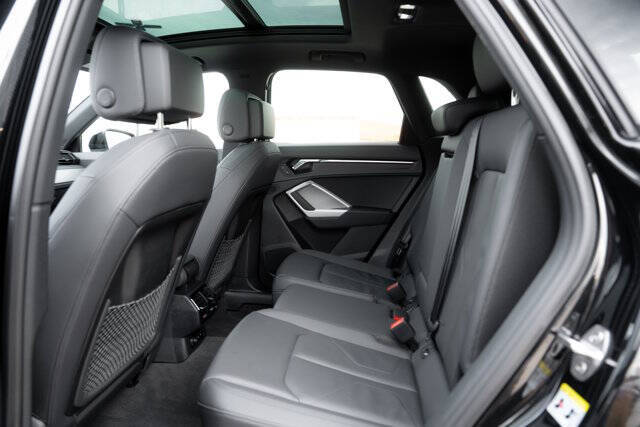 2025 Audi Q3 quattro S line Premium 45 TFSI