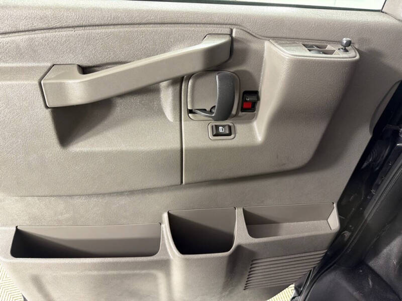 2018 Chevrolet Express 2500