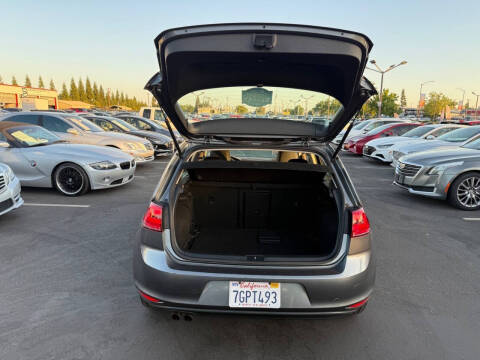 2015 Volkswagen Golf TSI SE