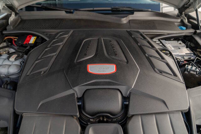 2022 Porsche Cayenne 51