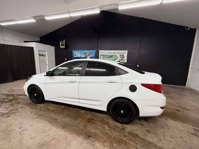 2014 Hyundai Accent GLS