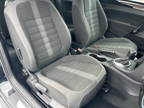 2012 Volkswagen Beetle Black Turbo PZEV