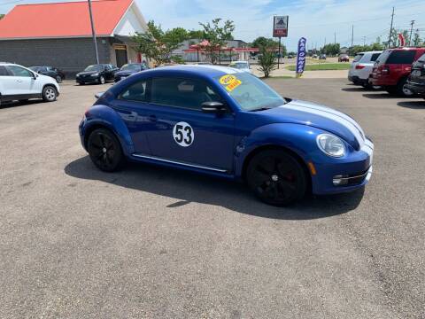 2012 Volkswagen Beetle for sale at Auto Acceptance in Tupelo MS
