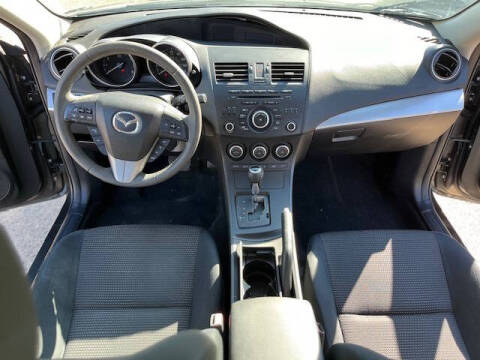 2013 Mazda MAZDA3 i Touring