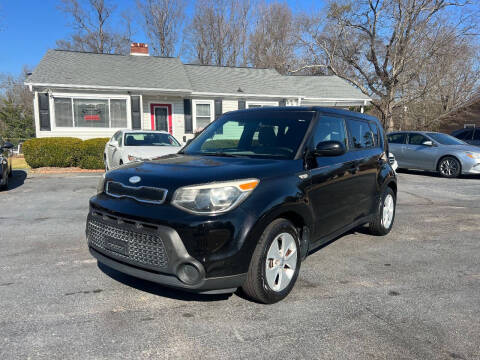 2014 Kia Soul for sale at SIGNATURES AUTOMOTIVE GROUP LLC in Spartanburg SC