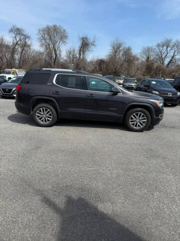 2017 GMC Acadia SLE-2