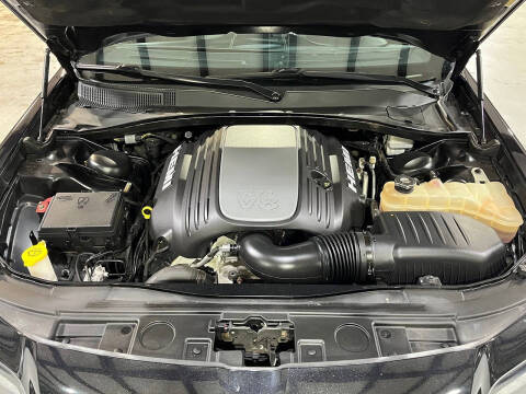 2014 Chrysler 300 C John Varvatos Limited Edition